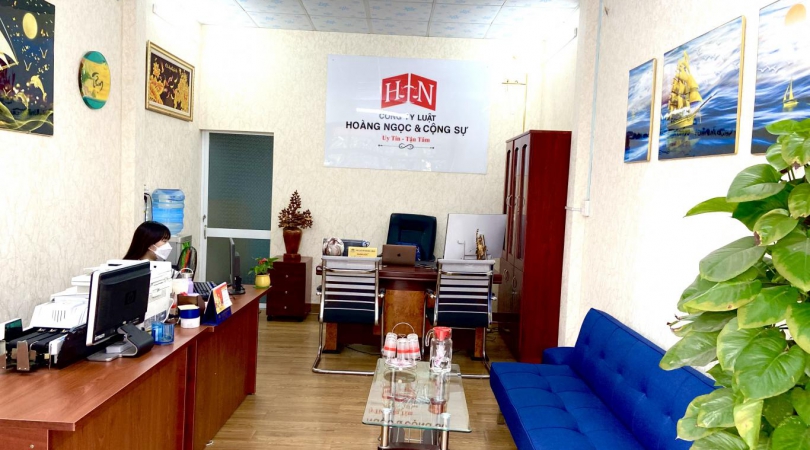 Luật Hoàng Ngọc và Cộng Sư